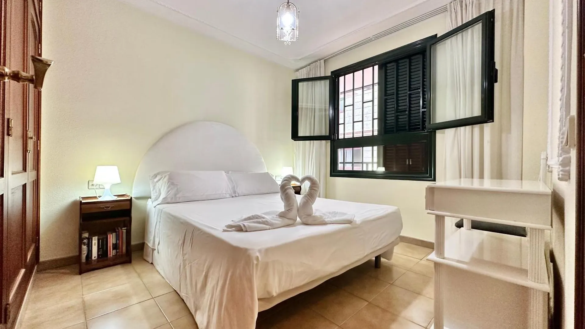 Apartamento Fontana Beach Arona  Espanha