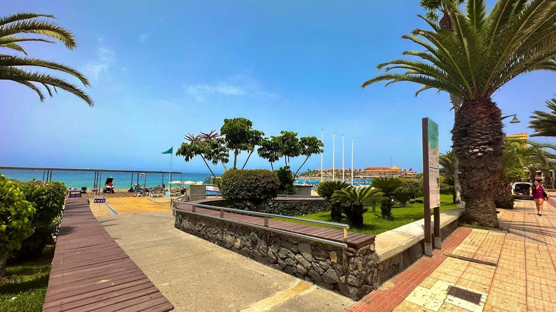 Fontana Beach Arona  0*, Arona (Tenerife) Španělsko